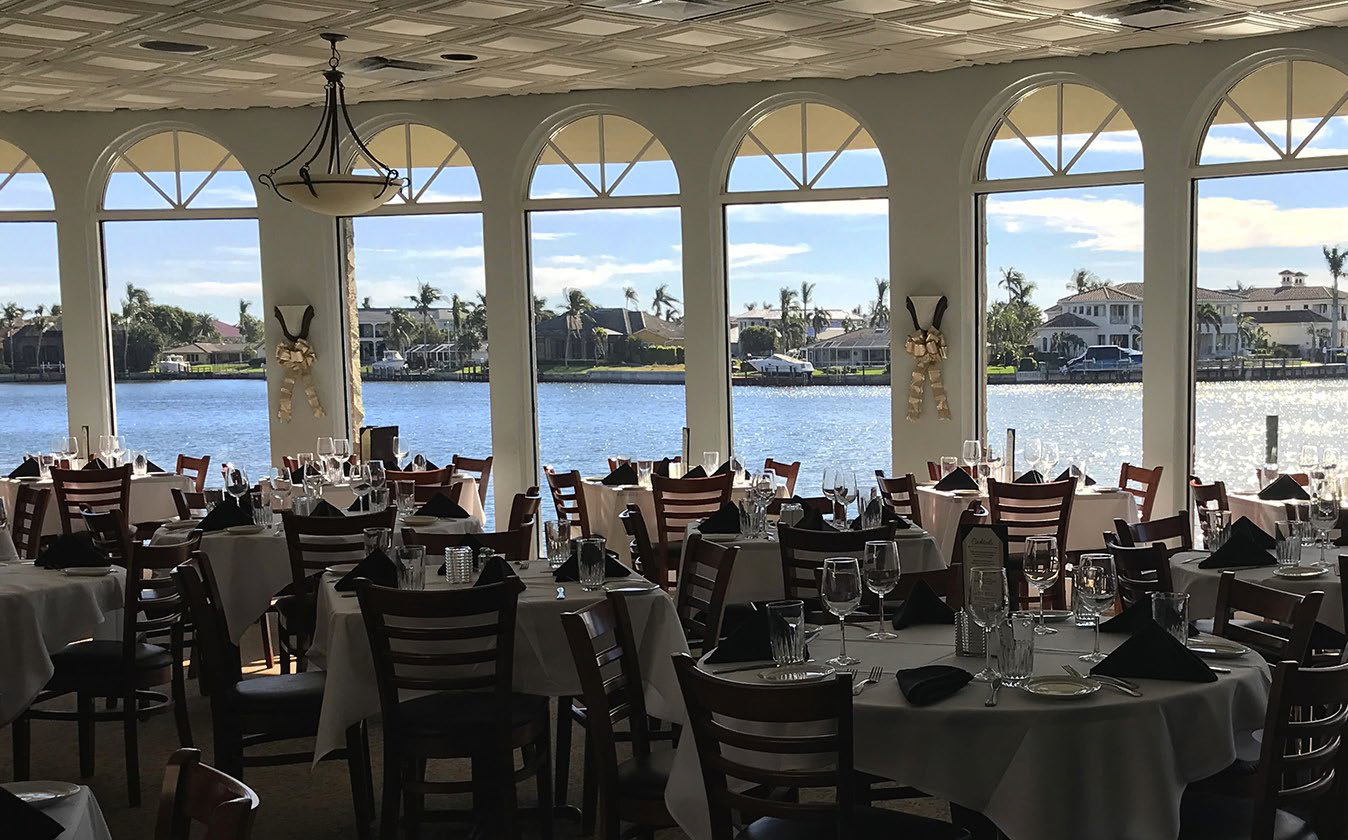 T-Michael's interior